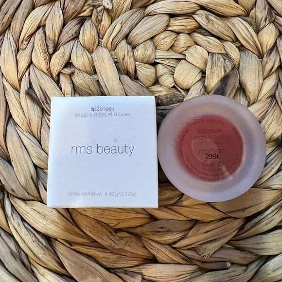 rms Lip2Cheek Creamy multitasker adds buildable, nourishing color lips & cheeks - Picture 8 of 14